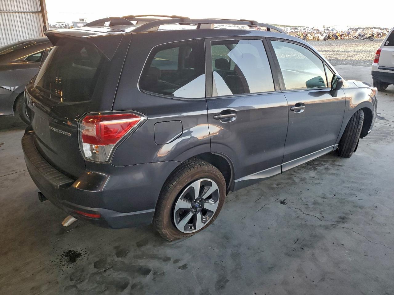 2018 SUBARU FORESTER