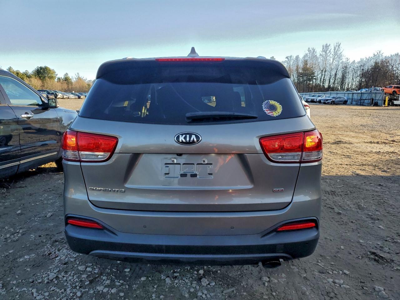 2017 KIA SORENTO