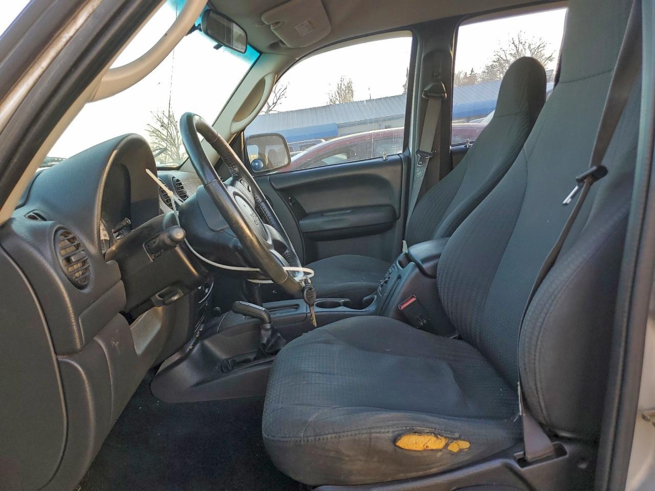 2003 JEEP Liberty