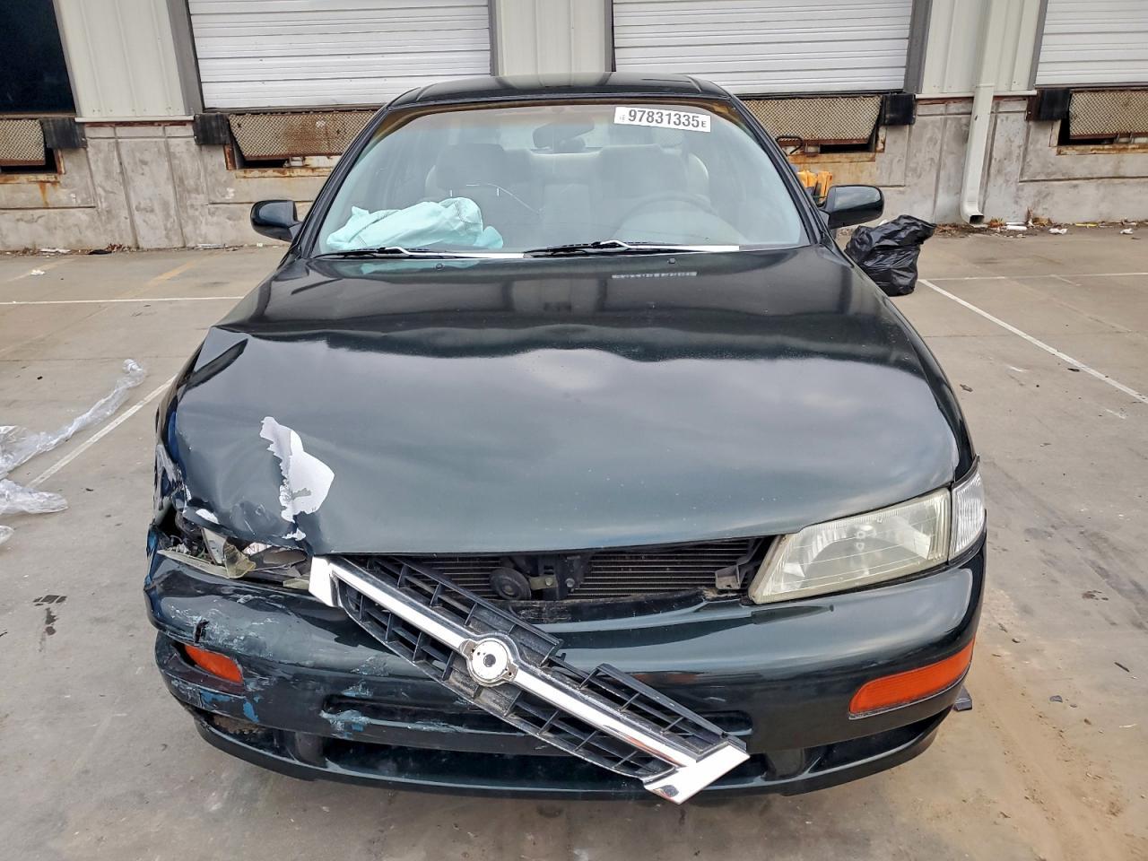 1997 NISSAN Maxima