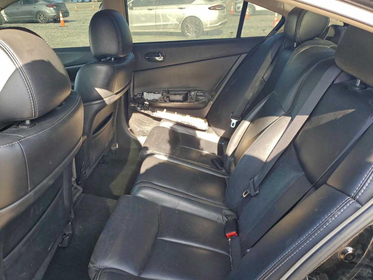 2013 NISSAN Maxima