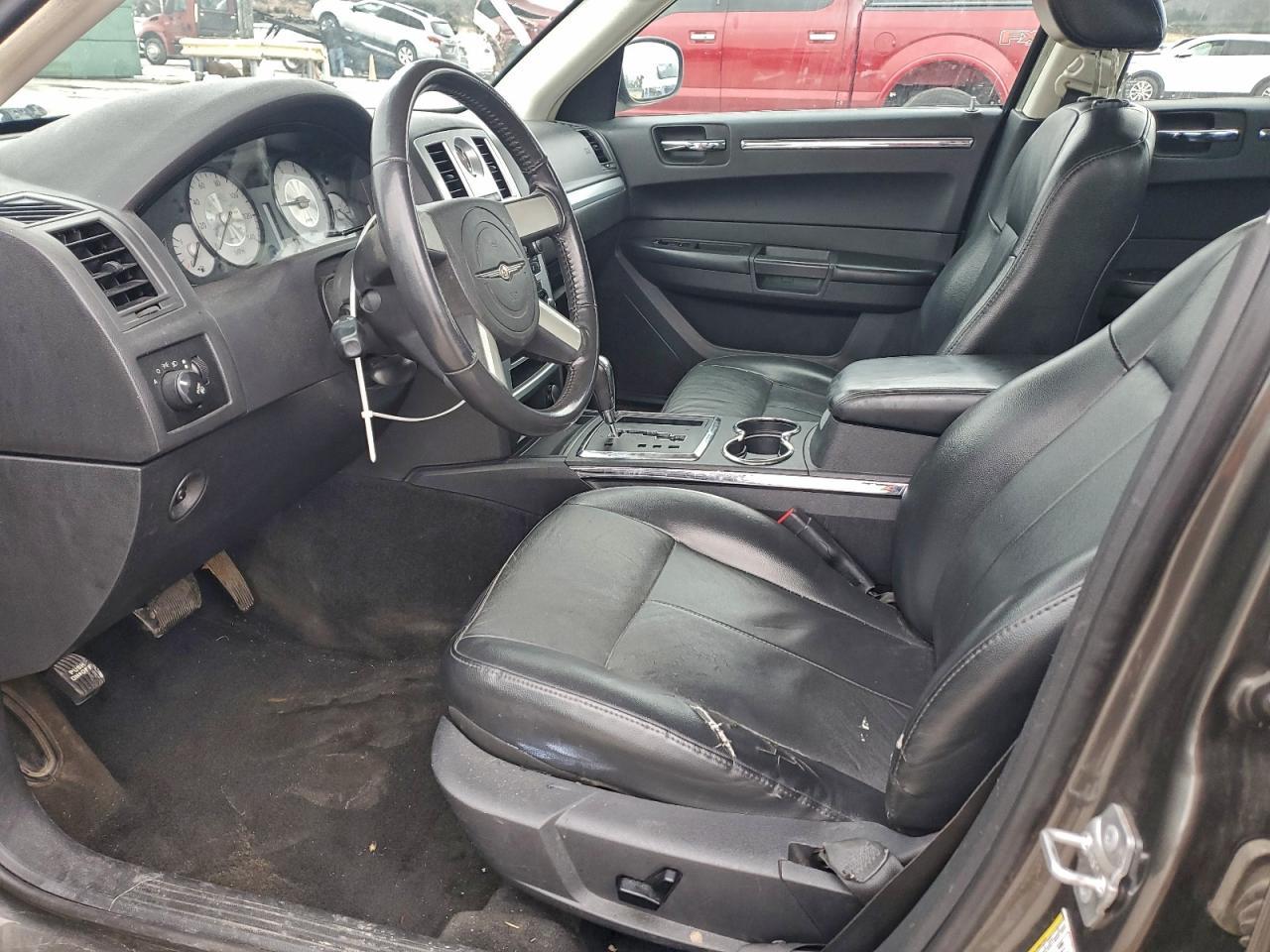 2010 CHRYSLER 300