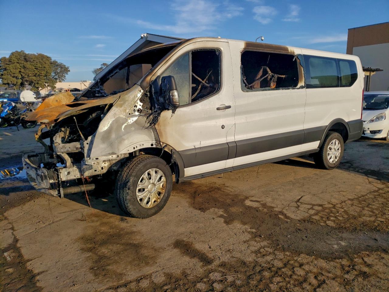 2025 FORD Transit