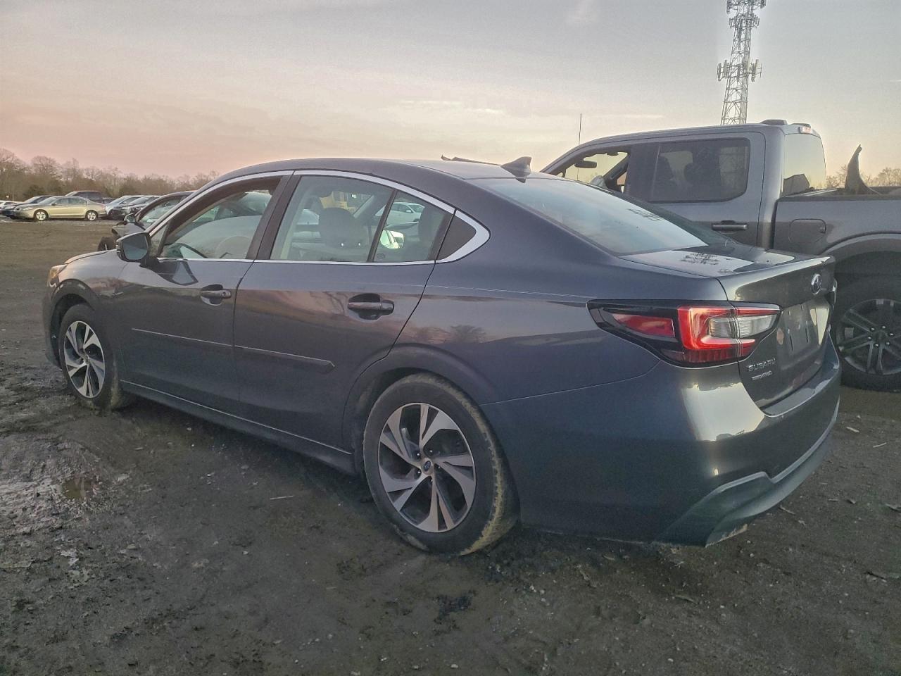 2021 SUBARU Legacy
