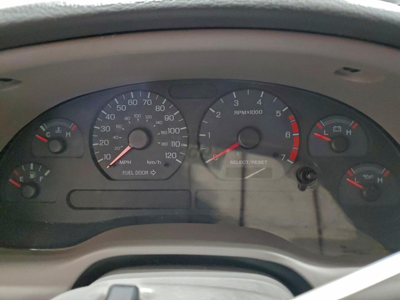 2004 FORD MUSTANG