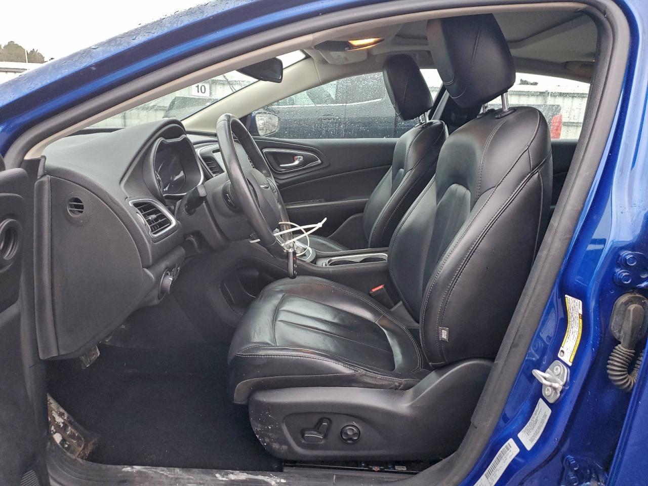 2017 CHRYSLER 200
