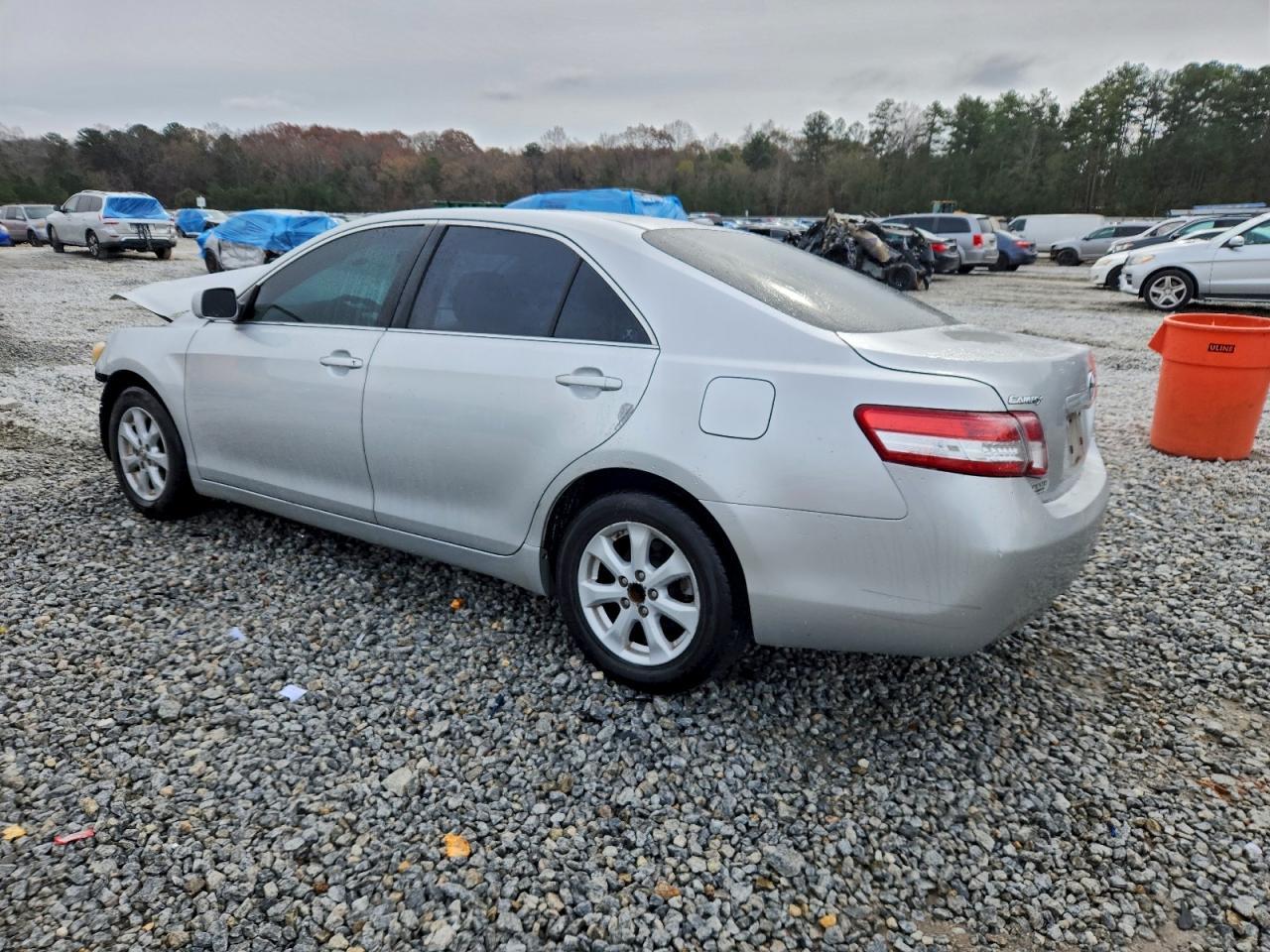 2011 TOYOTA CAMRY