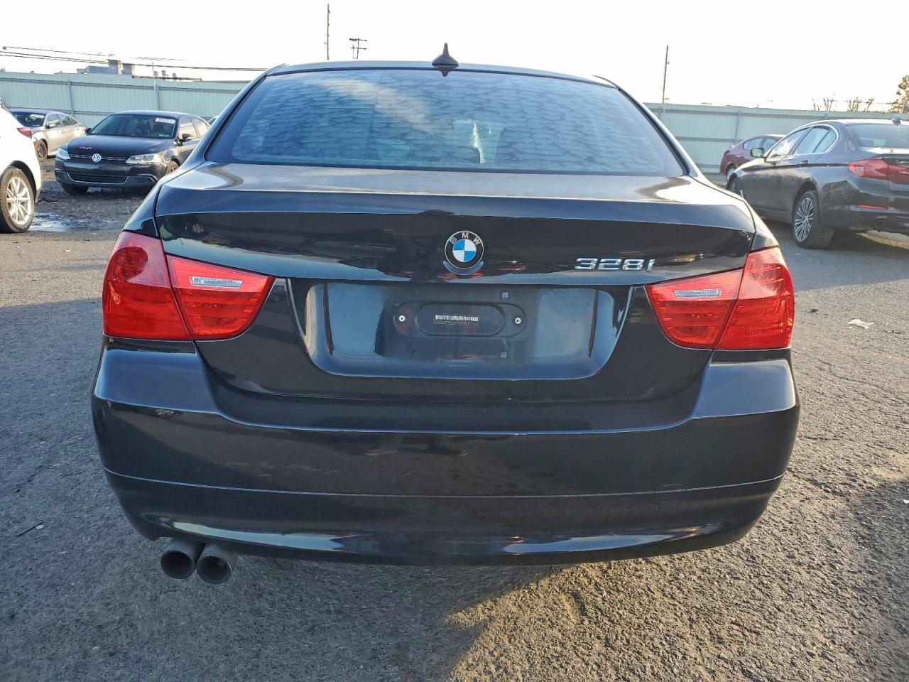 2010 BMW 3 SERIES