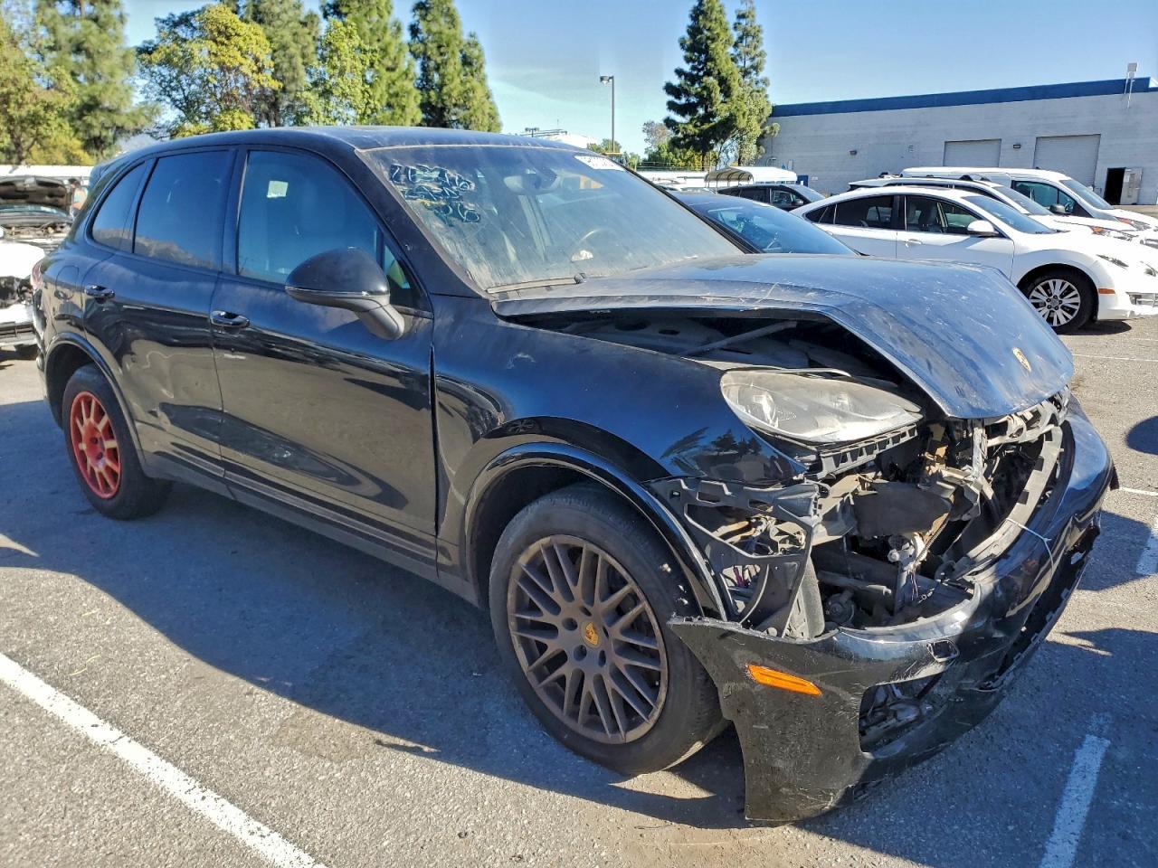 2017 PORSCHE CAYENNE