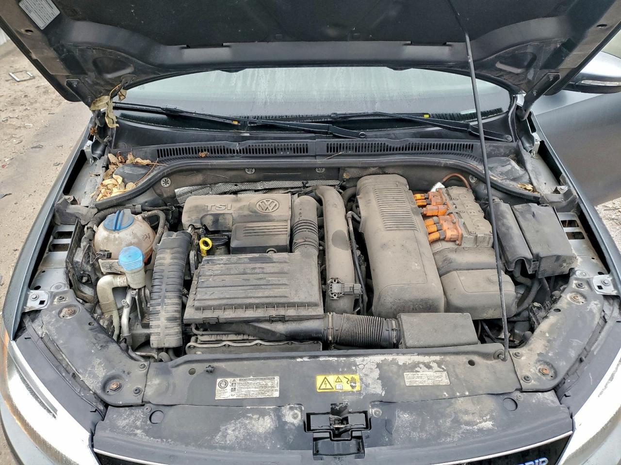 2013 VOLKSWAGEN JETTA