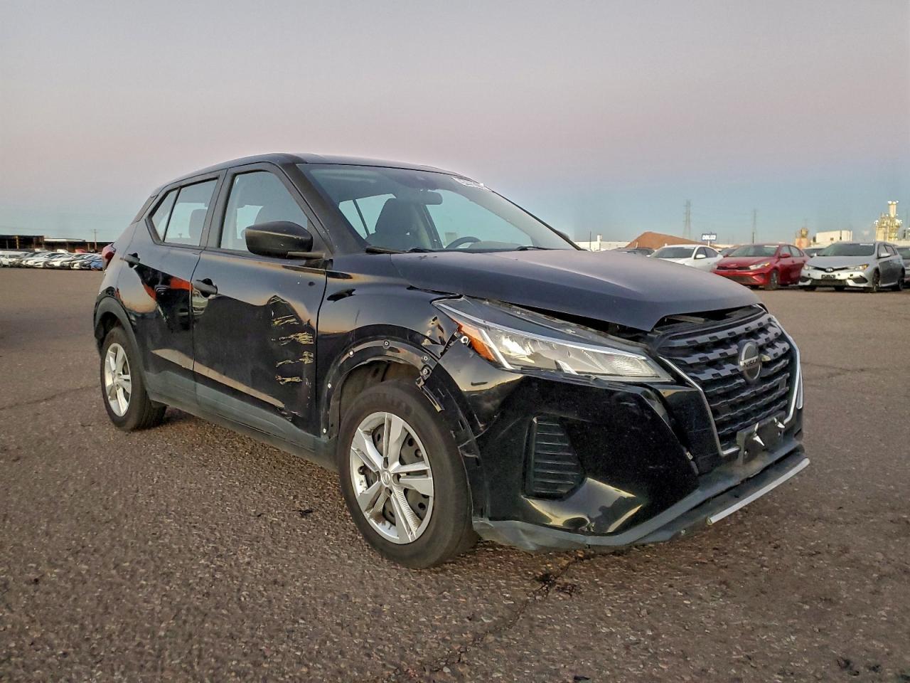 2021 NISSAN KICKS