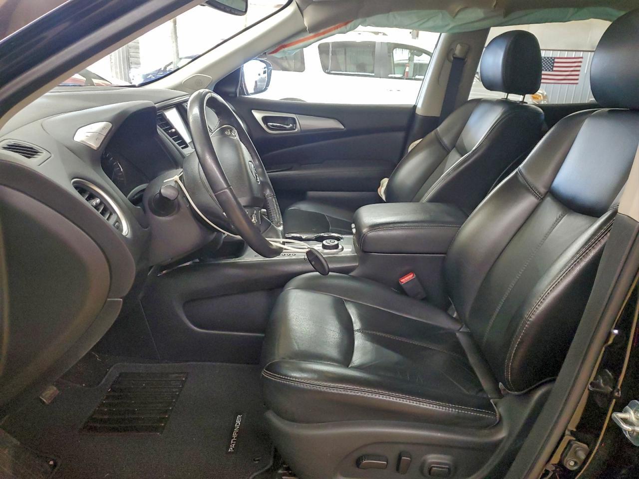 2017 NISSAN PATHFINDER