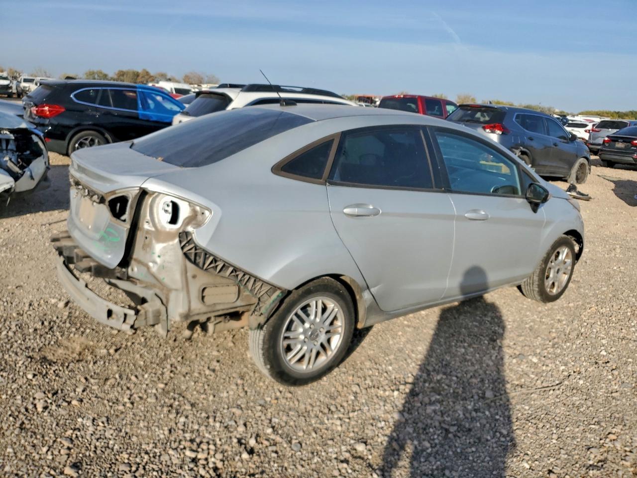 2014 FORD Fiesta