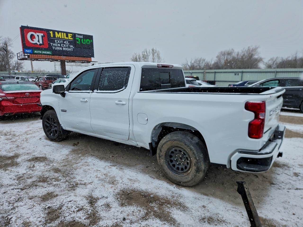 2025 CHEVROLET Silverado