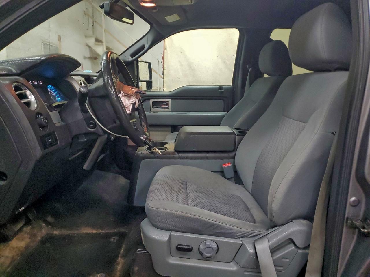 2011 FORD F-150