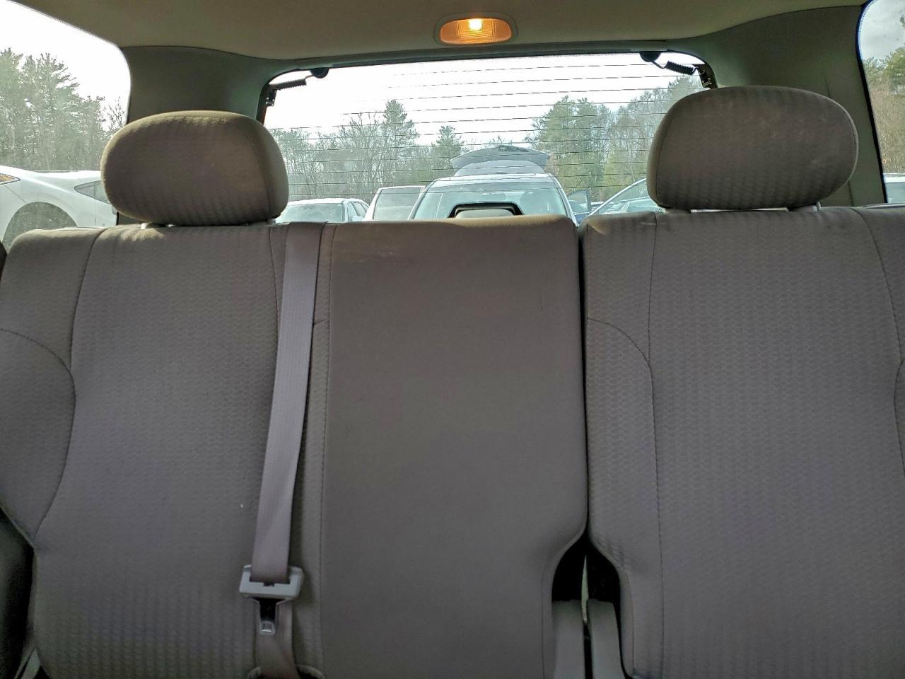 2004 JEEP Liberty