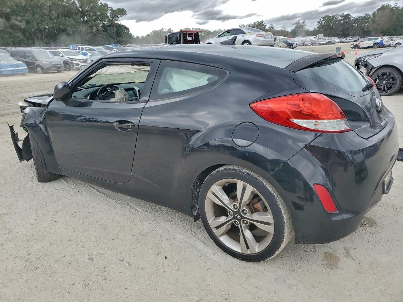 2017 HYUNDAI VELOSTER