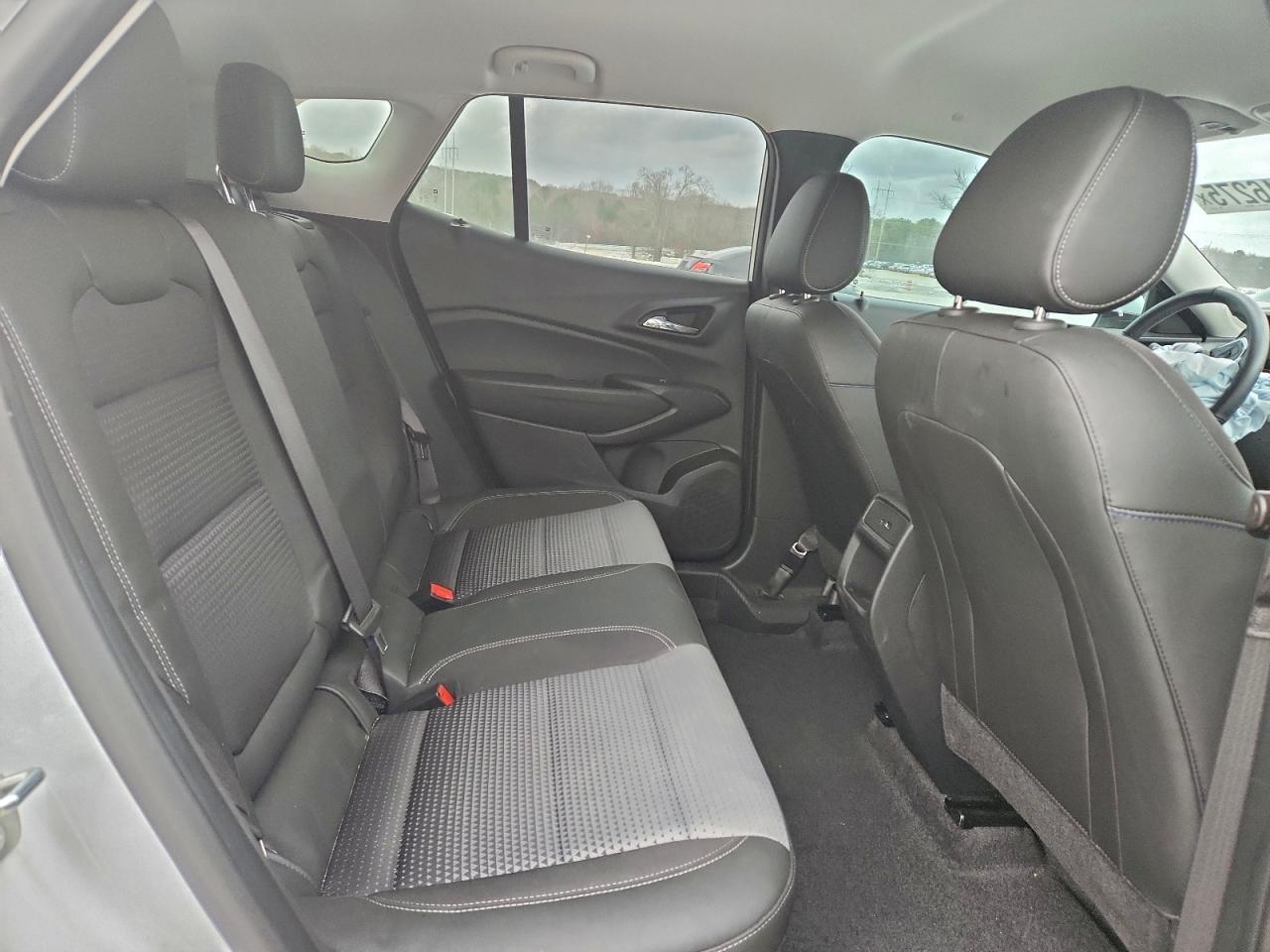 2025 CHEVROLET TRAX