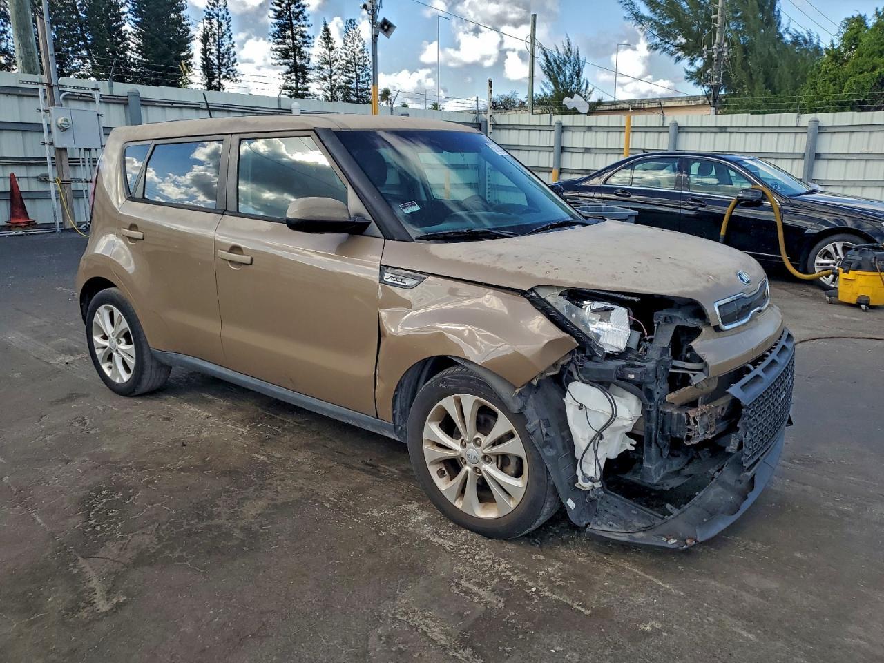 2015 KIA SOUL