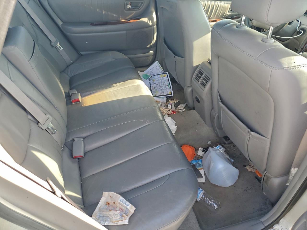 2002 TOYOTA Avalon