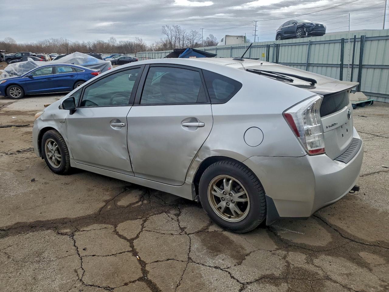 2011 TOYOTA PRIUS