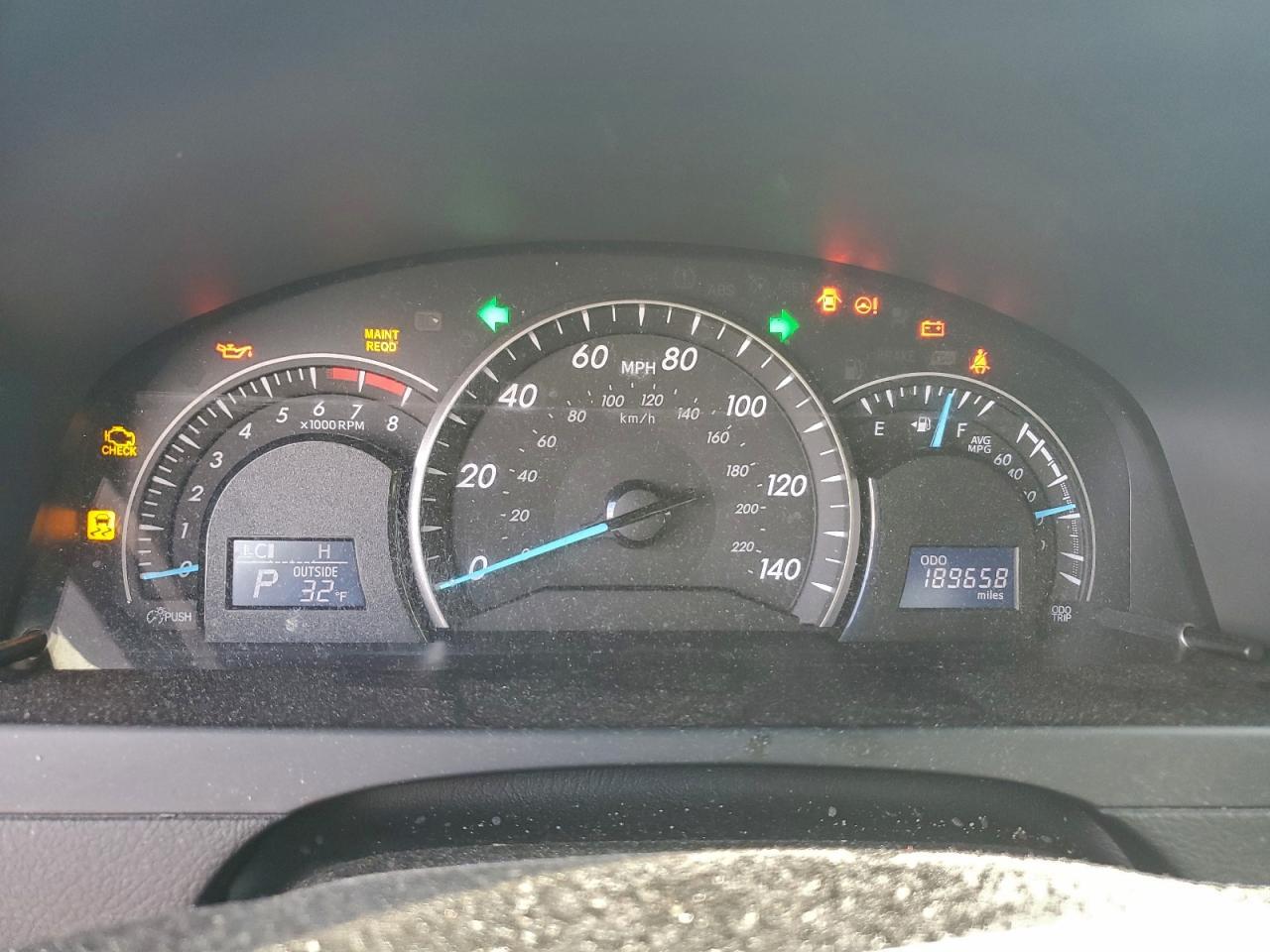 2014 TOYOTA CAMRY