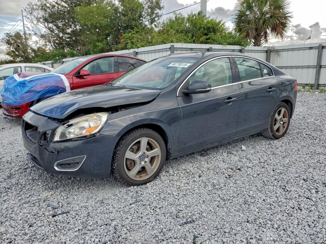 2012 VOLVO S60
