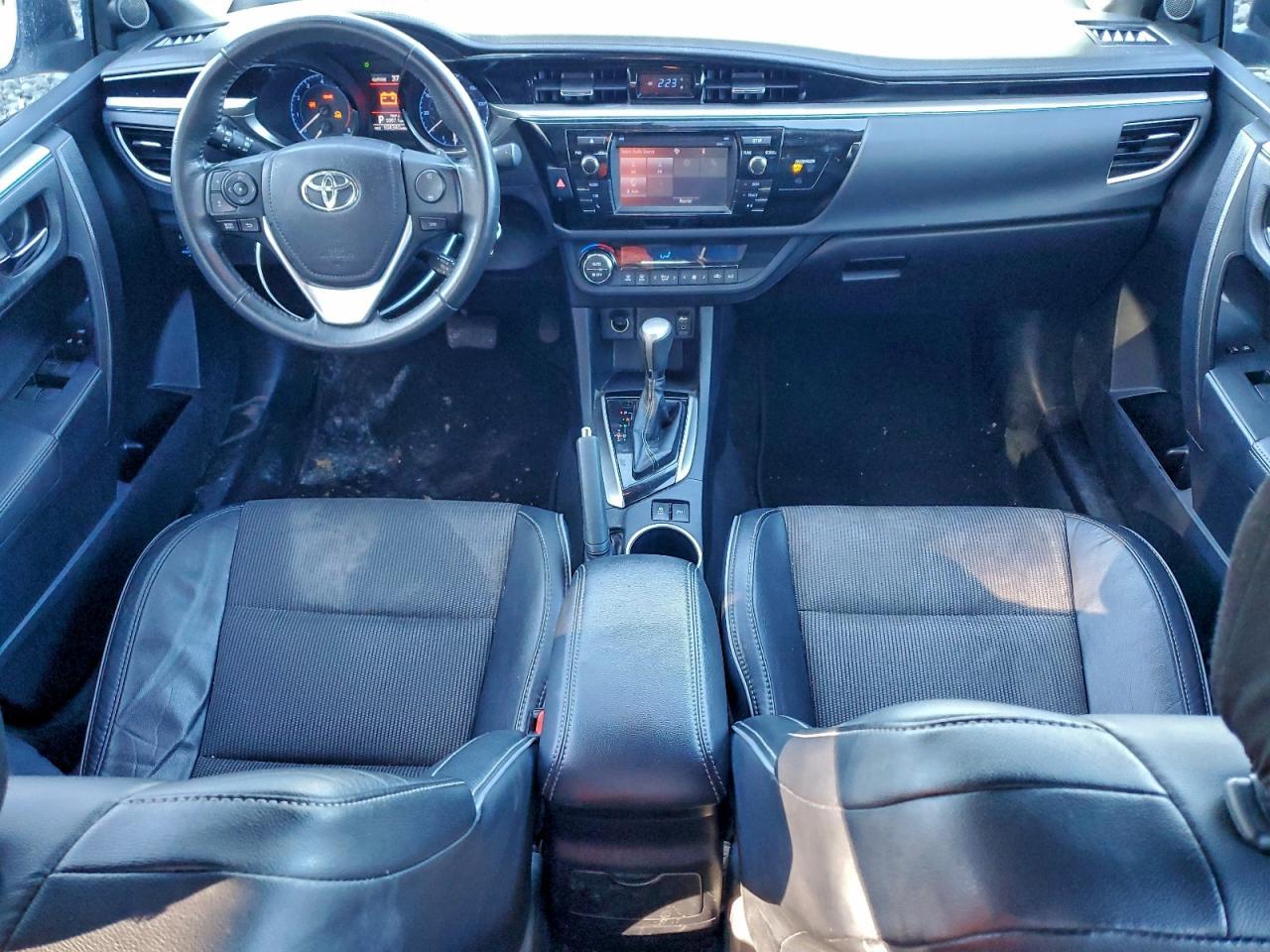 2016 TOYOTA COROLLA