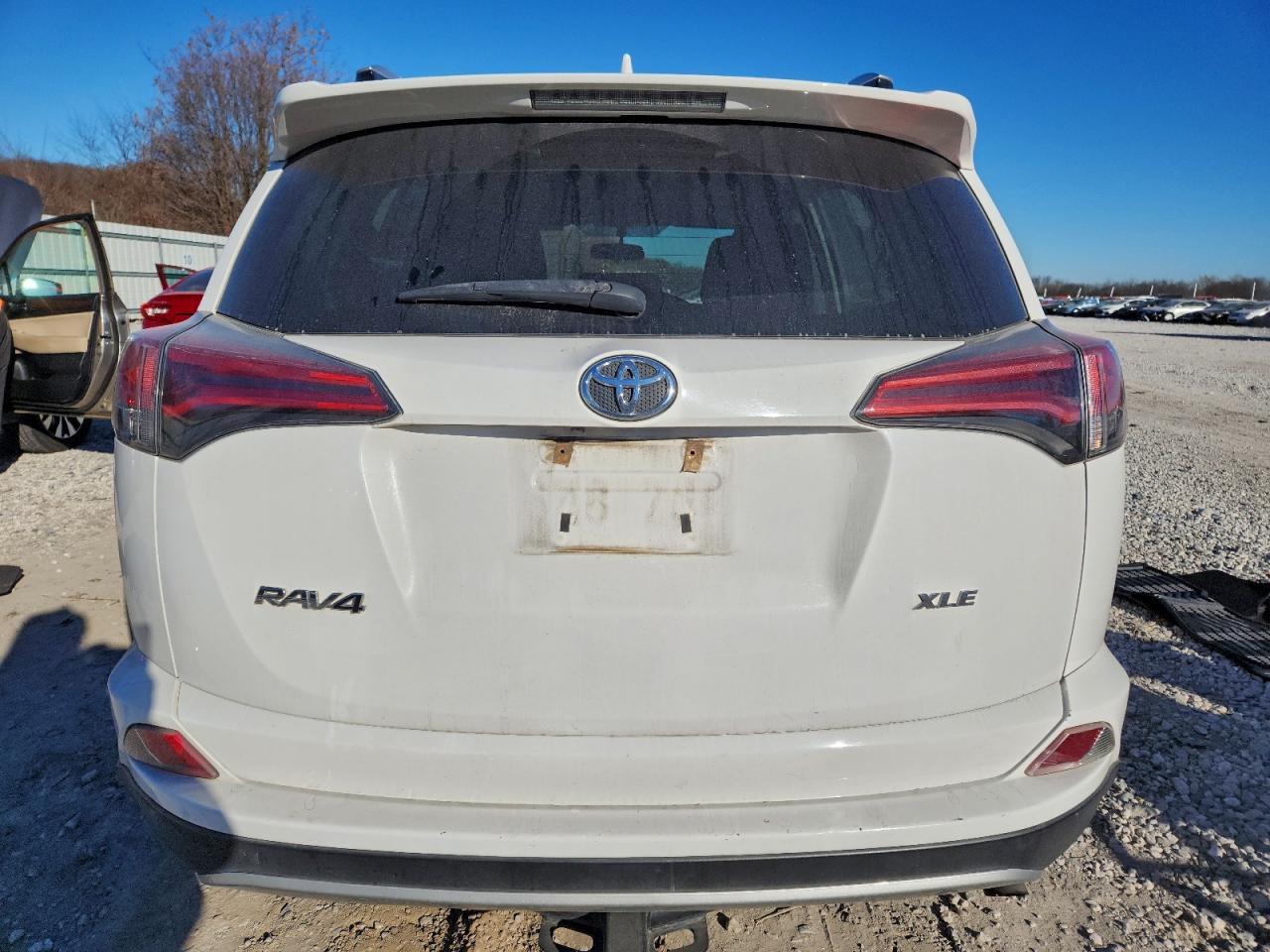 2016 TOYOTA RAV4