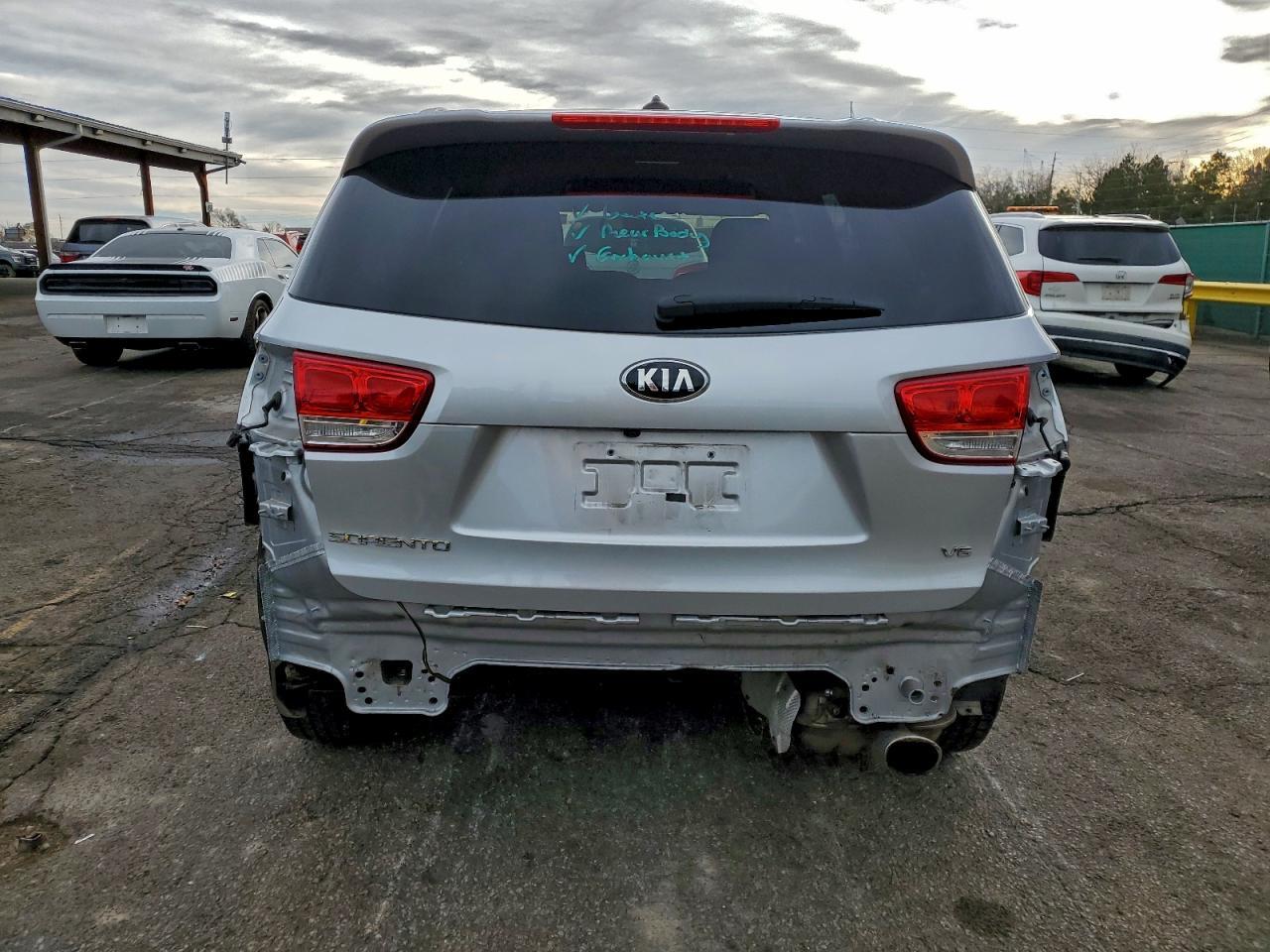 2017 KIA SORENTO