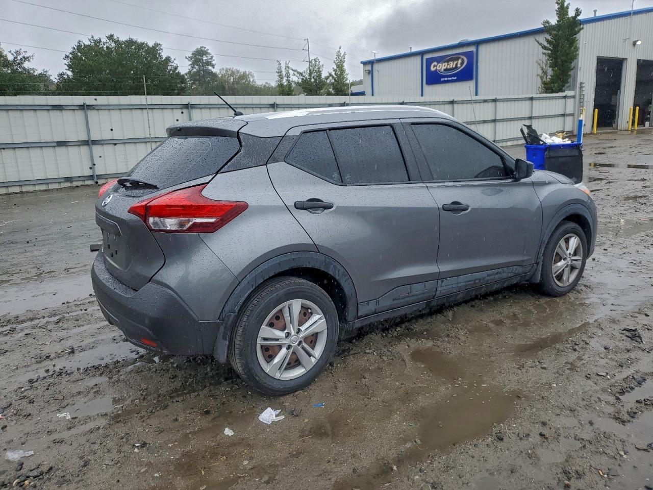 2018 NISSAN KICKS