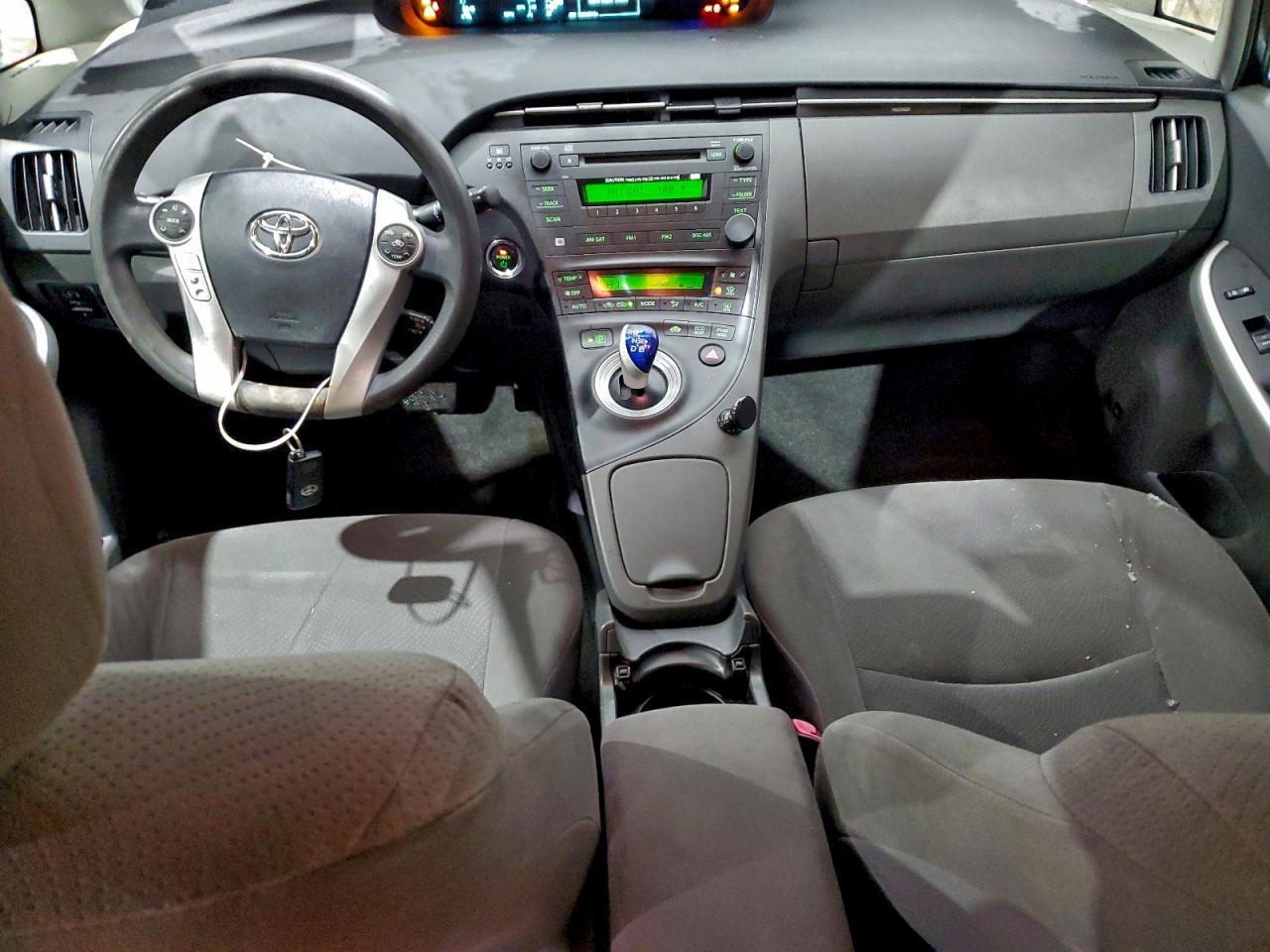 2010 TOYOTA PRIUS