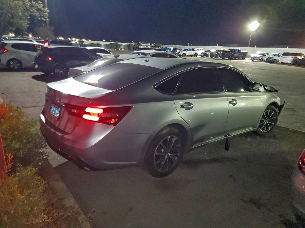 2018 TOYOTA Avalon