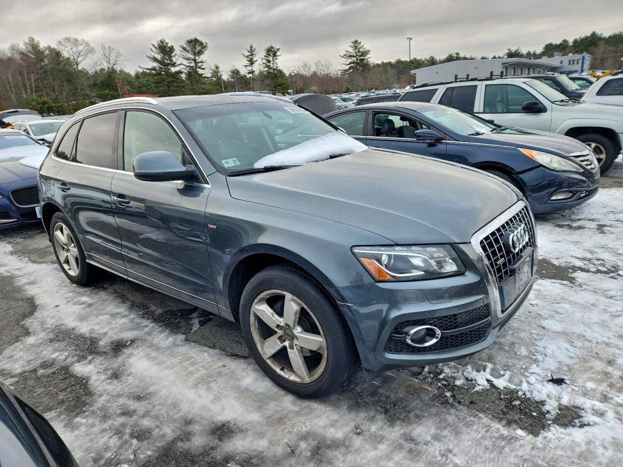 2012 AUDI Q5