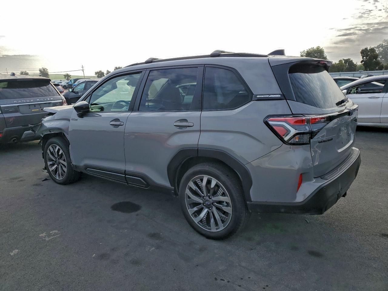 2025 SUBARU FORESTER