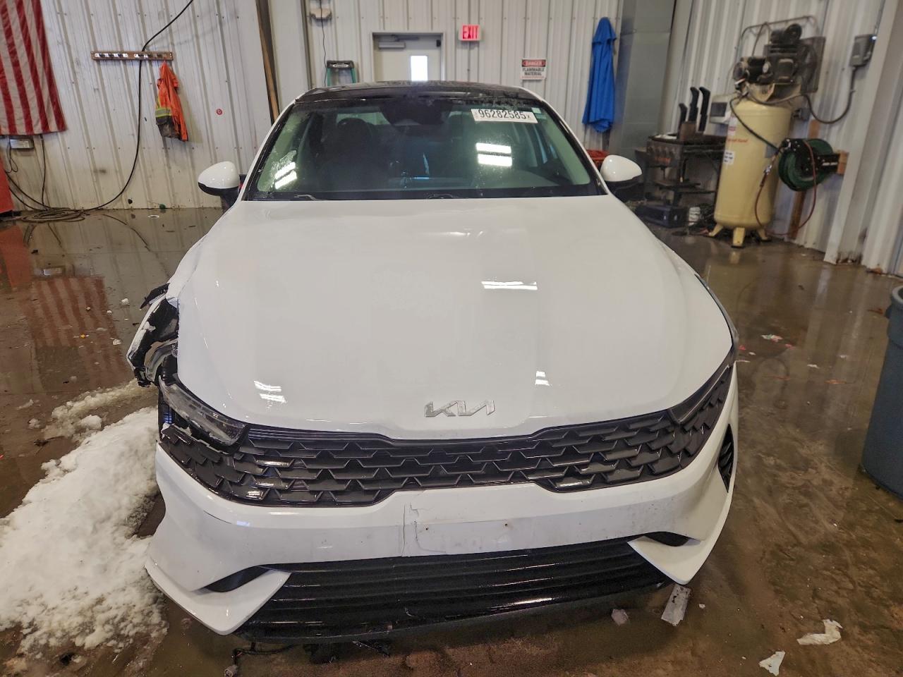 2023 KIA K5