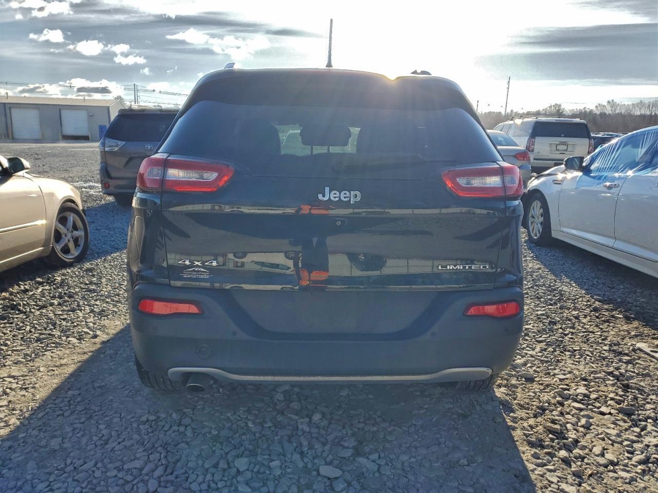 2018 JEEP CHEROKEE