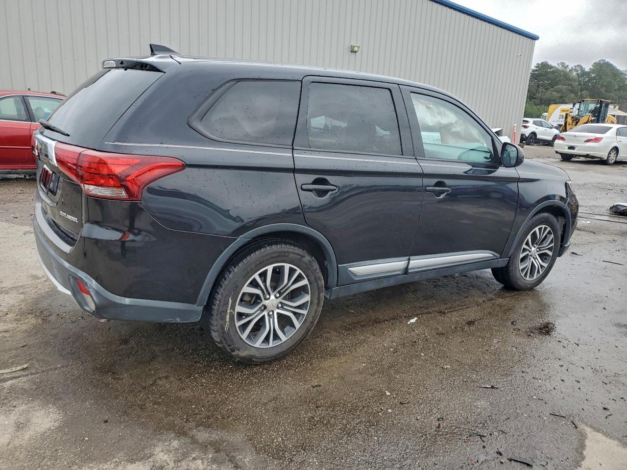 2018 MITSUBISHI outlander