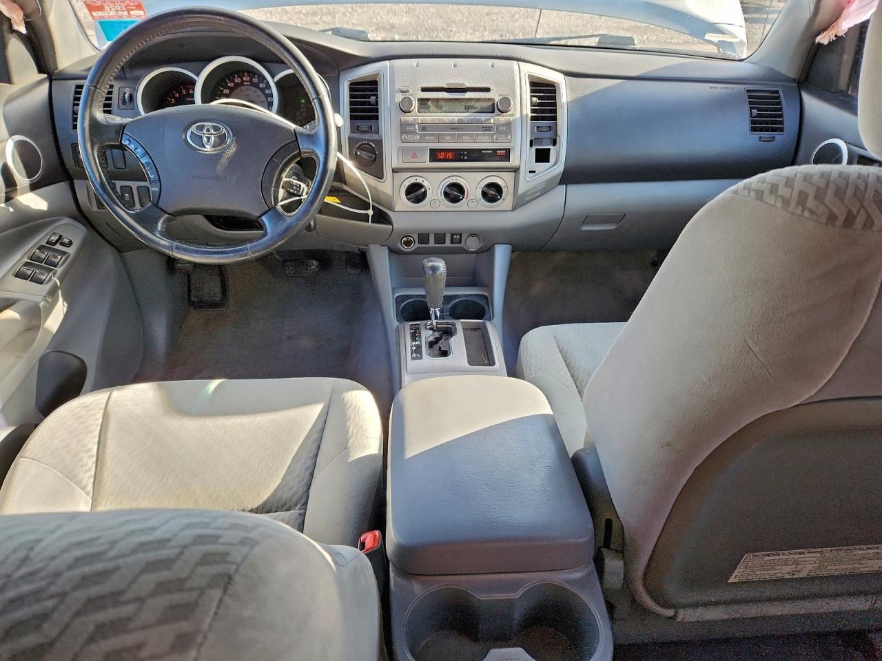 2011 TOYOTA TACOMA