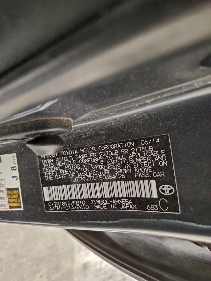 2014 TOYOTA PRIUS