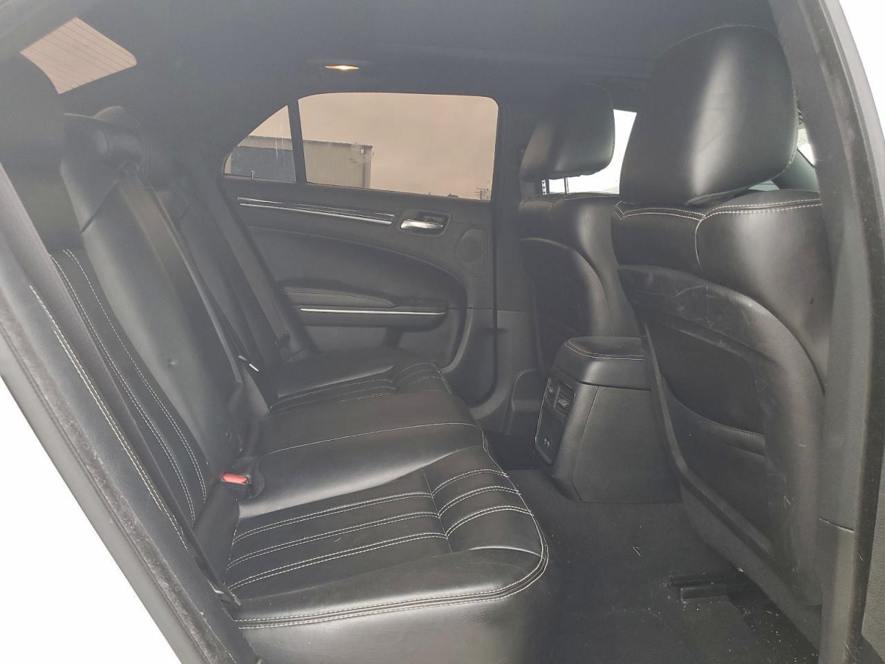 2022 CHRYSLER 300