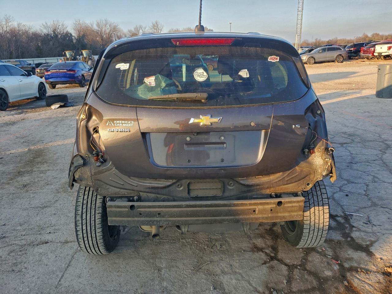 2016 CHEVROLET Spark