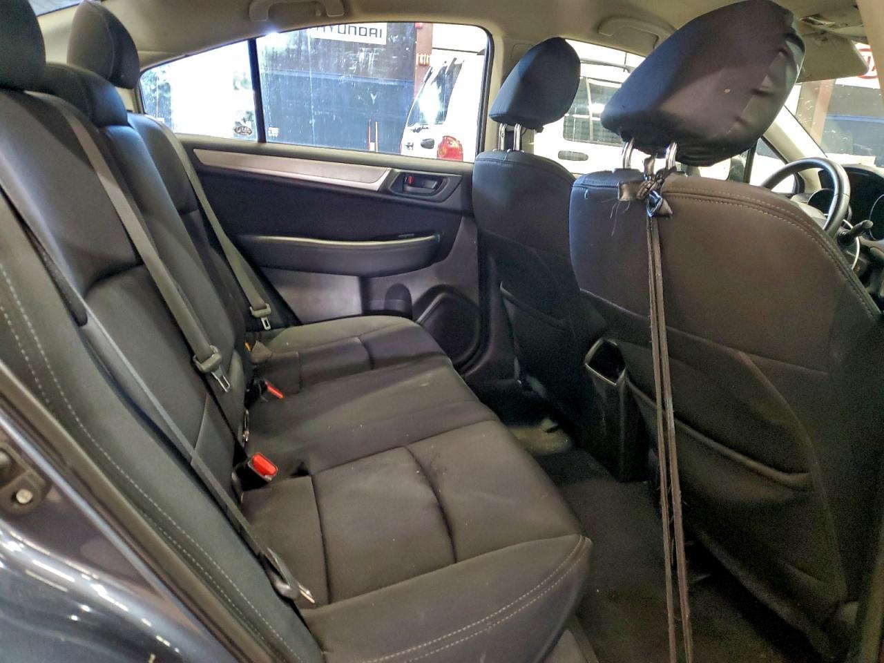 2016 SUBARU Legacy