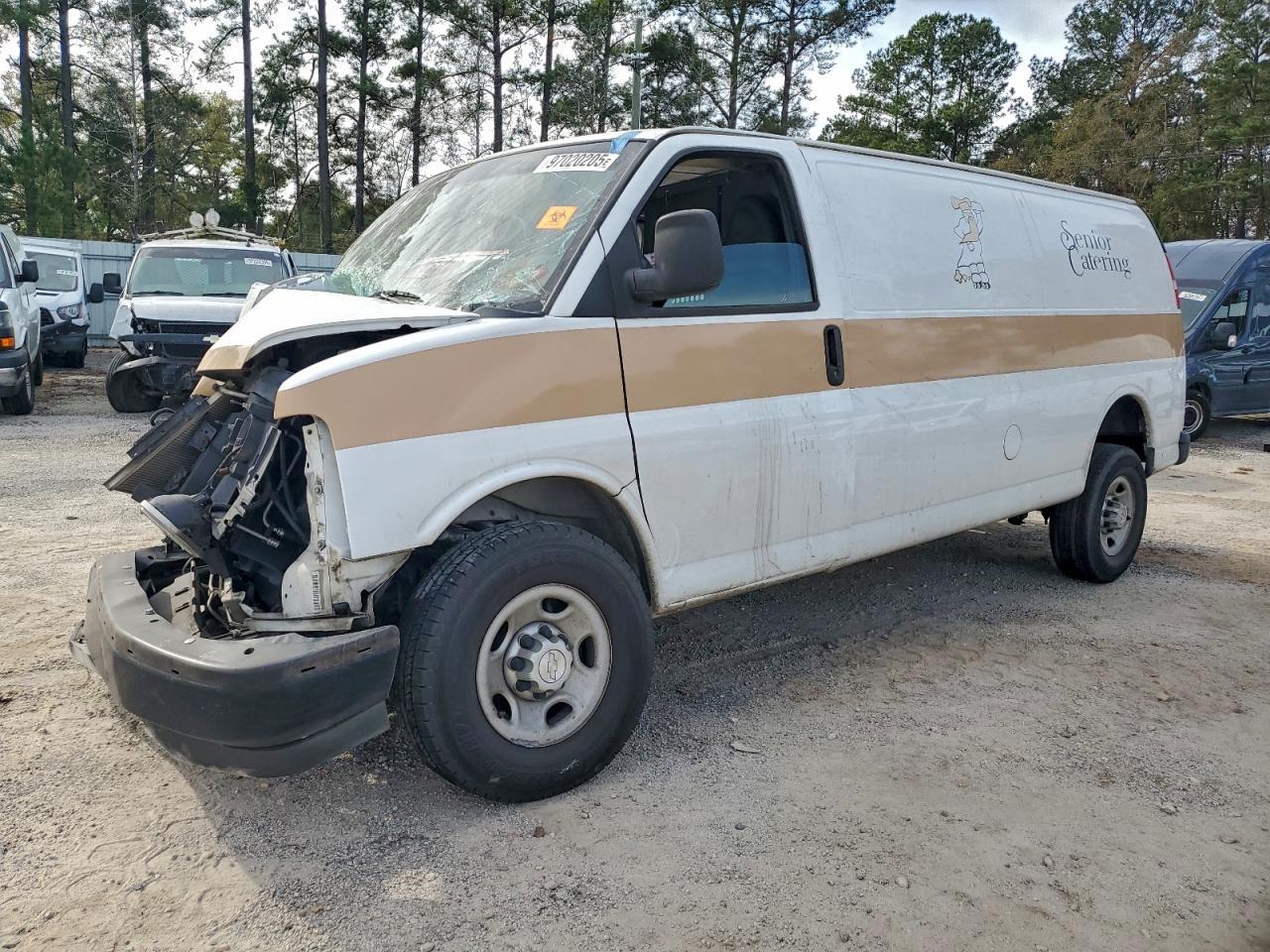 2017 CHEVROLET EXPRESS 2500
