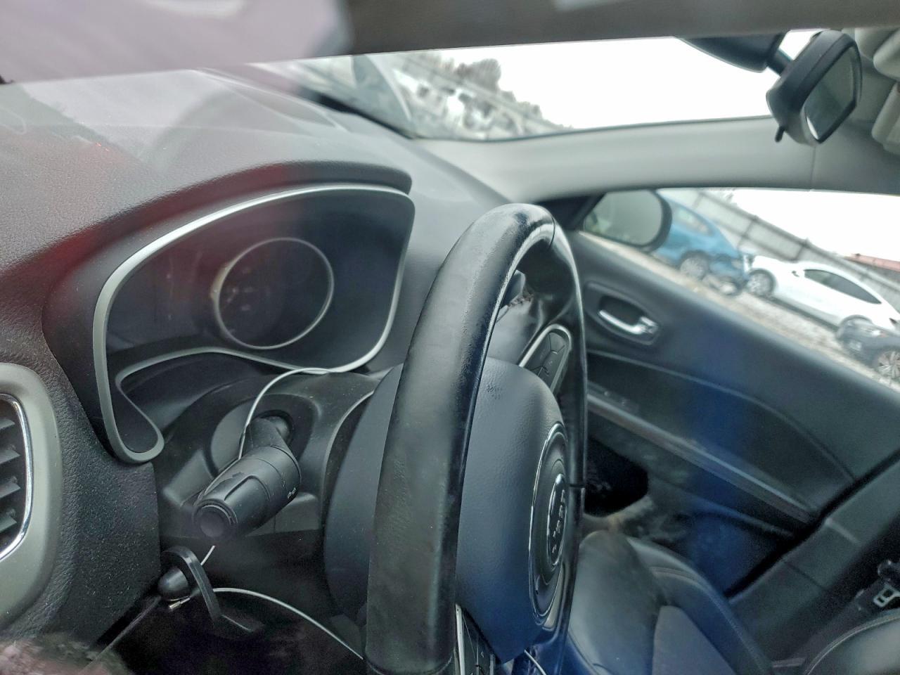 2020 JEEP Compass