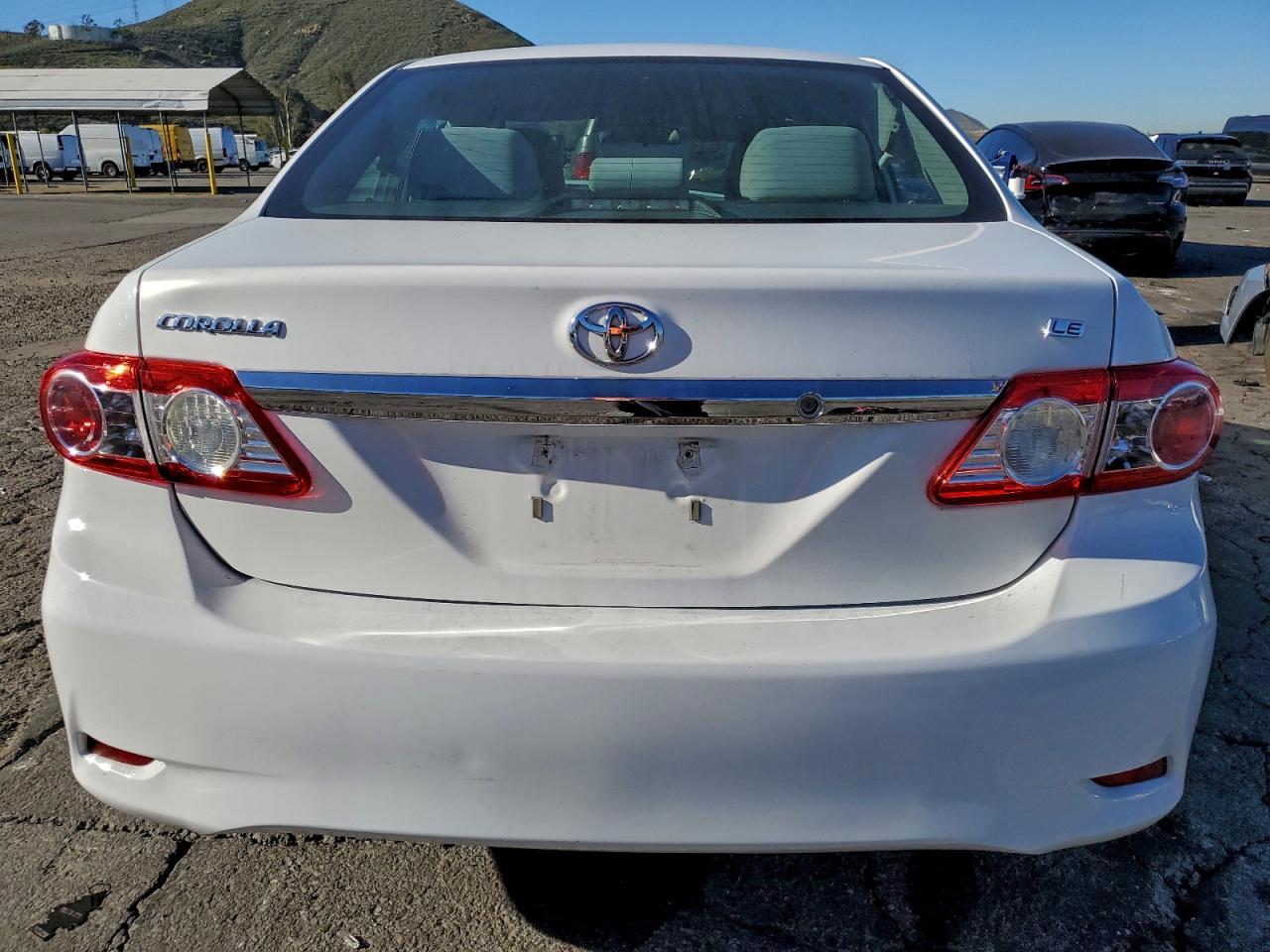 2011 TOYOTA COROLLA
