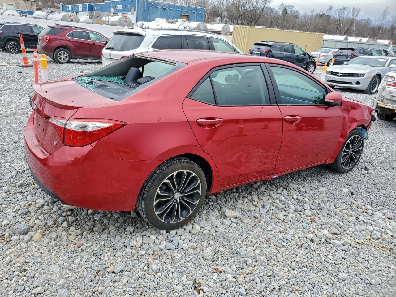 2015 TOYOTA COROLLA