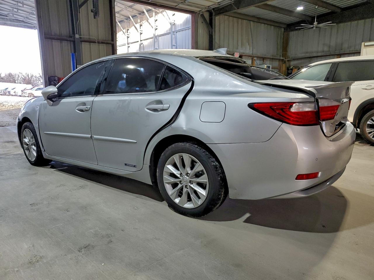 2015 LEXUS ES 300H