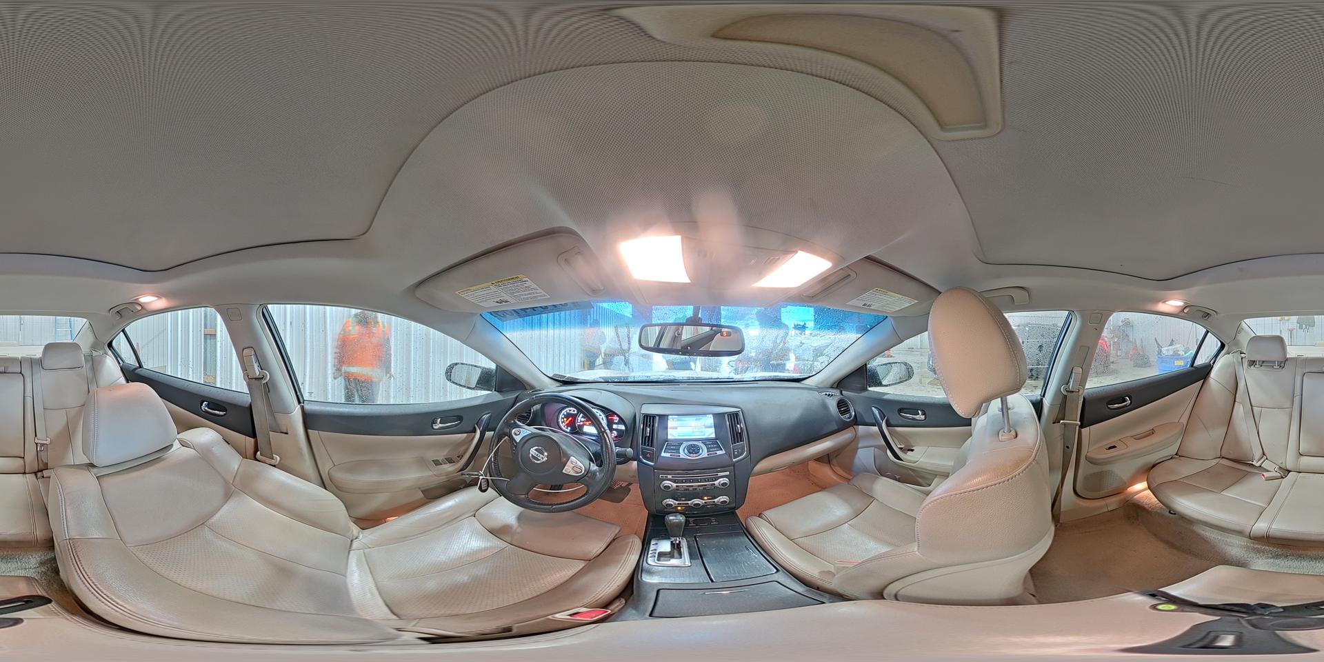 2014 NISSAN Maxima