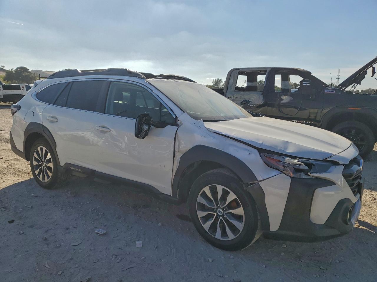 2024 SUBARU Outback